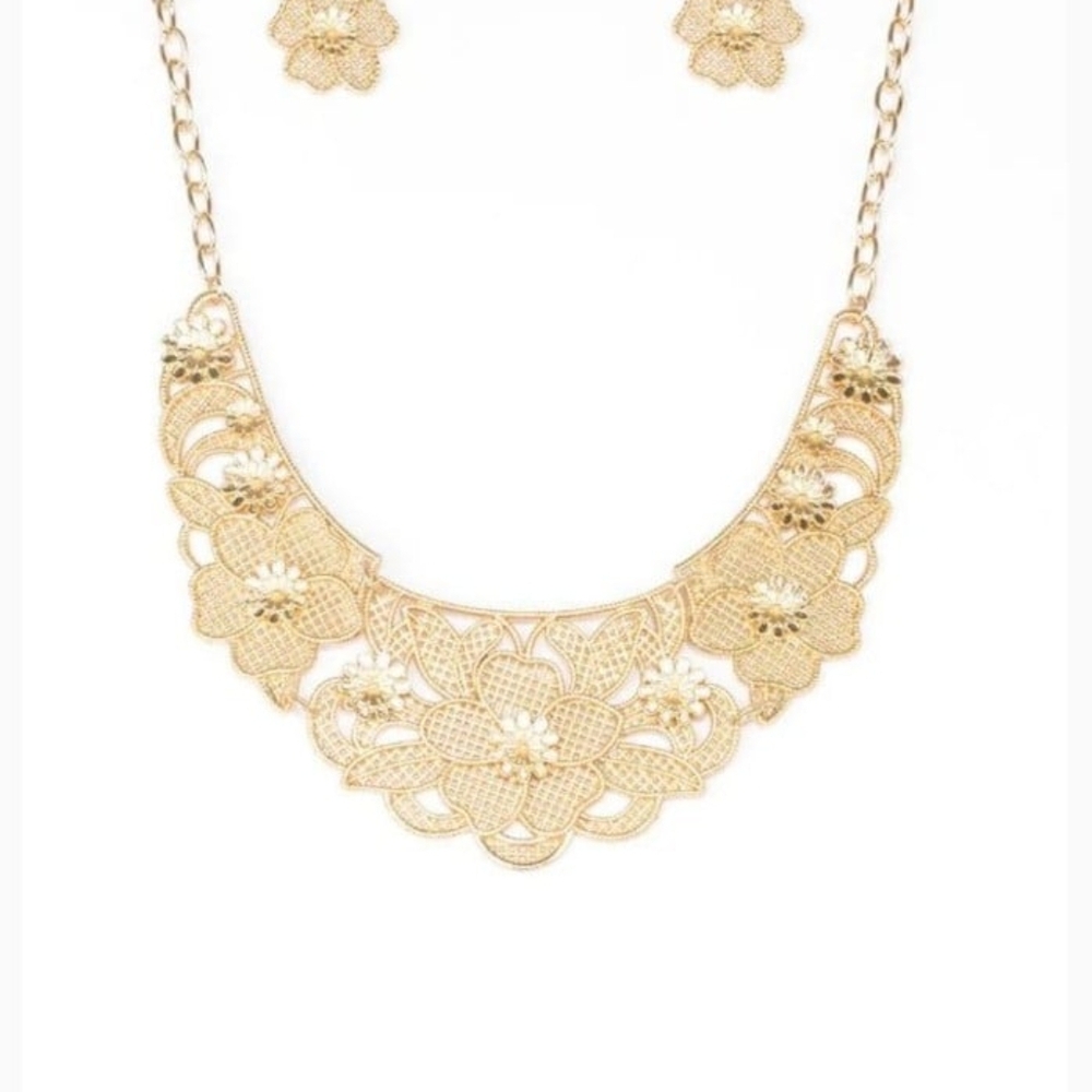Paparazzi Gold Floral Necklace Set Petunia Paradise Oversized Fashion Jewelry